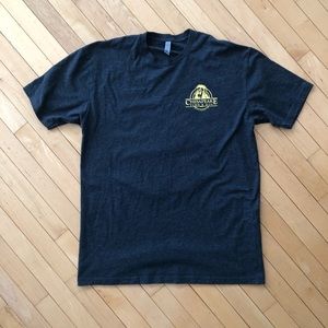 Next level apparel Chesapeake pawn and gun printed T-shirt.size XL